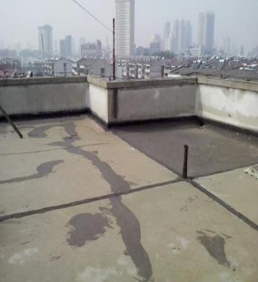 雅江漏水维修 楼顶漏水是什么原因，楼顶漏水维修方法是什么?