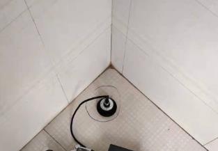 雅江卫生间漏水维修之 loft 夹层储藏室毗邻暗管渗水哪家好，推荐诚匠小爱修缮